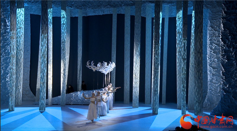 【圖說】  消費(fèi)扶貧，互利雙贏