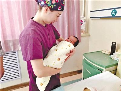 聲聲啼哭清亮 蘭州第一批“20后”閃亮登場！