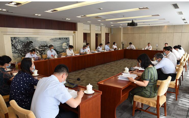 【兩會快訊】甘肅代表團(tuán)分組審議全國人大常委會工作報告，唐仁健參加第二小組會議并發(fā)言