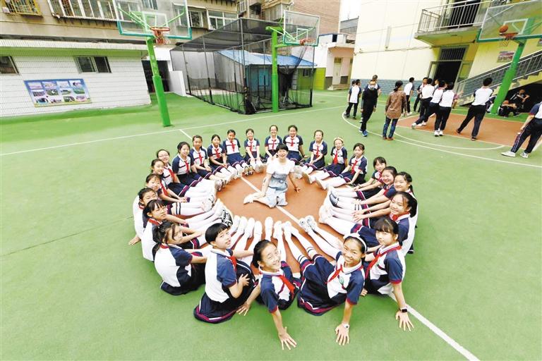 我們畢業(yè)啦！