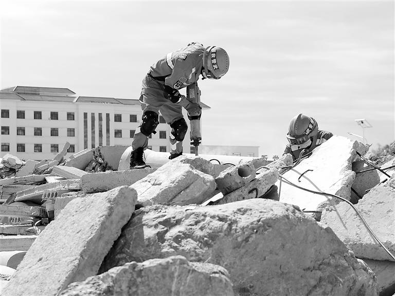 走進(jìn)蘭州國家陸地搜尋與救護基地