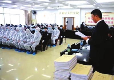 天水秦州區(qū)開審18人涉惡案 被控涉嫌敲詐勒索、尋釁滋事、開設(shè)賭場等