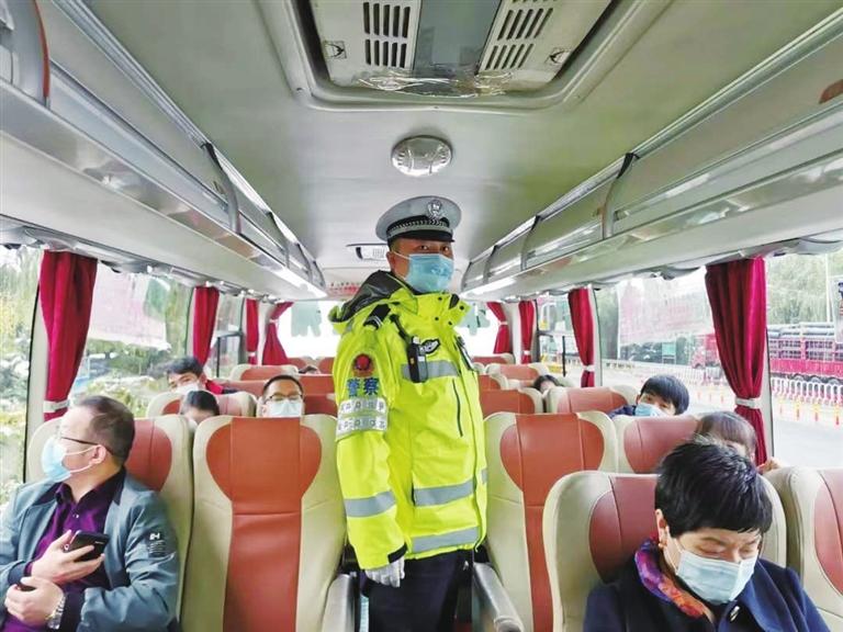 蘭州公安開展秋冬季交通安全整治“百日會戰(zhàn)”行動(dòng)  重點(diǎn)整治8類嚴(yán)重違法行為