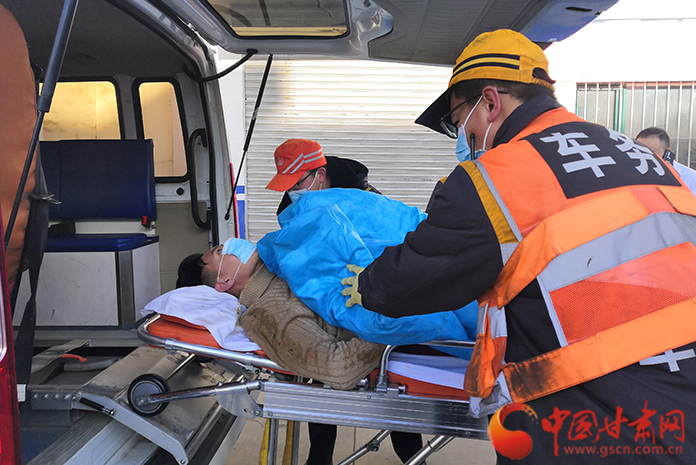 19分鐘緊急救援，永登車站為旅客開辟生命通道