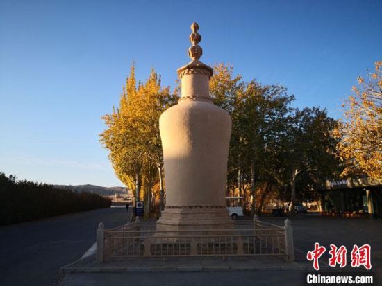 圖為2020年11月，沐浴在晨光中的莫高窟道士塔。(資料圖) 馮志軍 攝