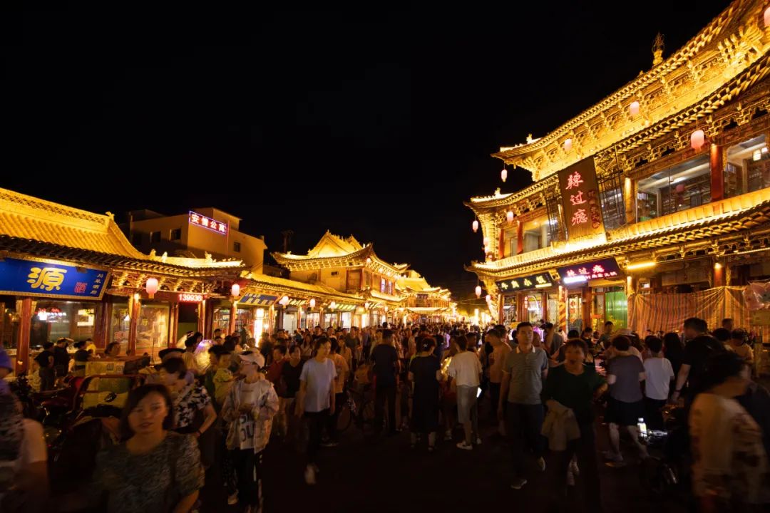 古風(fēng)、華美、浪漫、美味……現(xiàn)實(shí)版“清明上河圖”，就在這里！