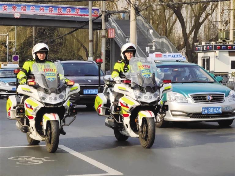 蘭州公安交警發(fā)布2022年春運(yùn)出行提示節(jié)日期間小型客車(chē)城區(qū)內(nèi)不限行