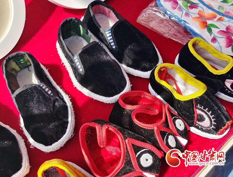警惕病毒“物傳人”跨境包裹咋打開(kāi)？