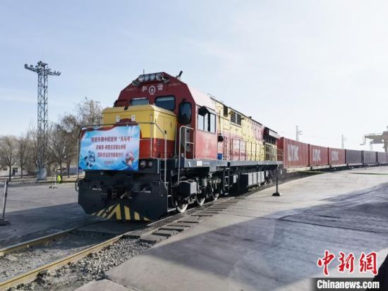 甘肅企業(yè)走出去“危中育新機” “借船出?！蓖貒H市場