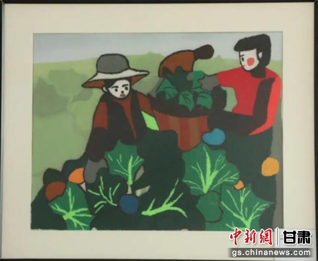 皋蘭縣高原夏菜項(xiàng)目幫助當(dāng)?shù)貗D女增收致富。刺繡 黃淑娟 繡稿 趙海科