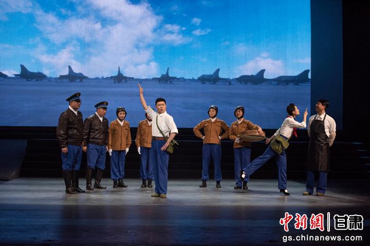 圖為甘肅原創(chuàng)音樂劇《風花雪月》演出劇照。(資料圖)潘禹辰 攝