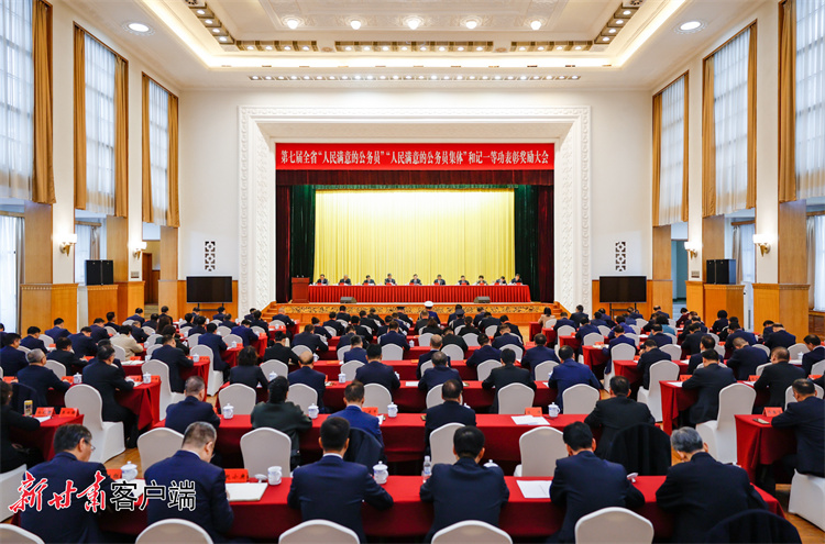 1731889788145692.jpg 1731678346140028817.jpg