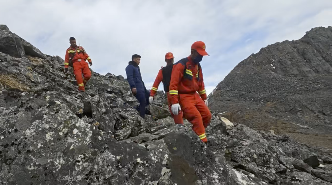 男子擅闖海螺溝未開(kāi)發(fā)區(qū)失聯(lián)，獲救后被罰3000元，繳了2.7萬(wàn)元的救援費(fèi)